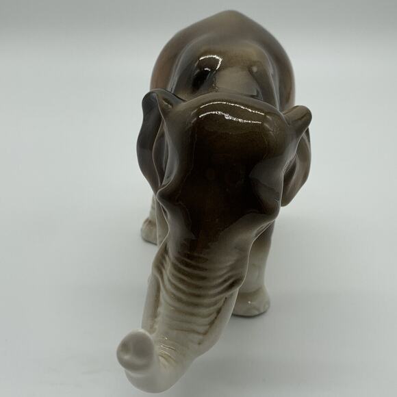 Royal Dux Elephant Figurine Czechoslovakia 5” Tall Elephant - Picture 2 of 6